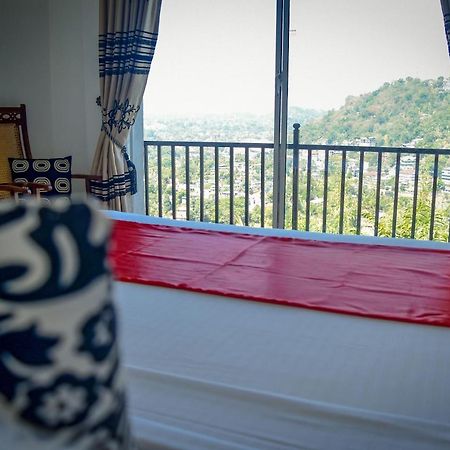 캔디 Angel Tower B&B 외부 사진