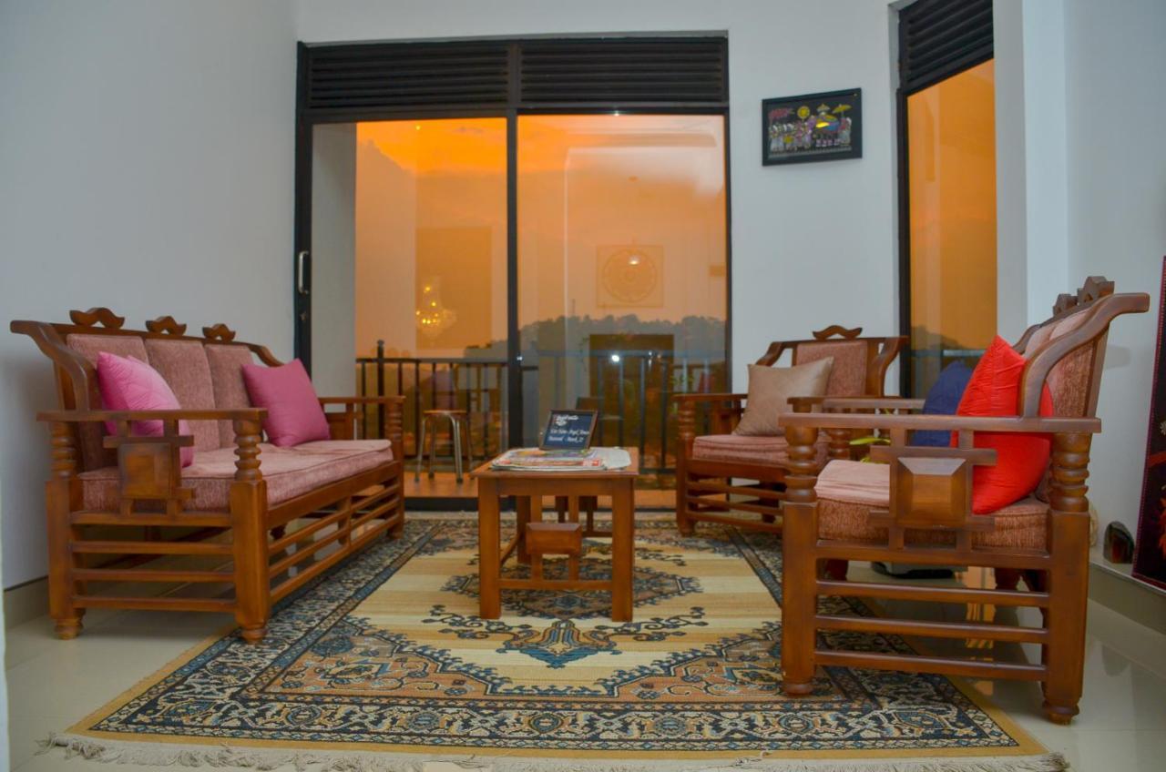 캔디 Angel Tower B&B 외부 사진