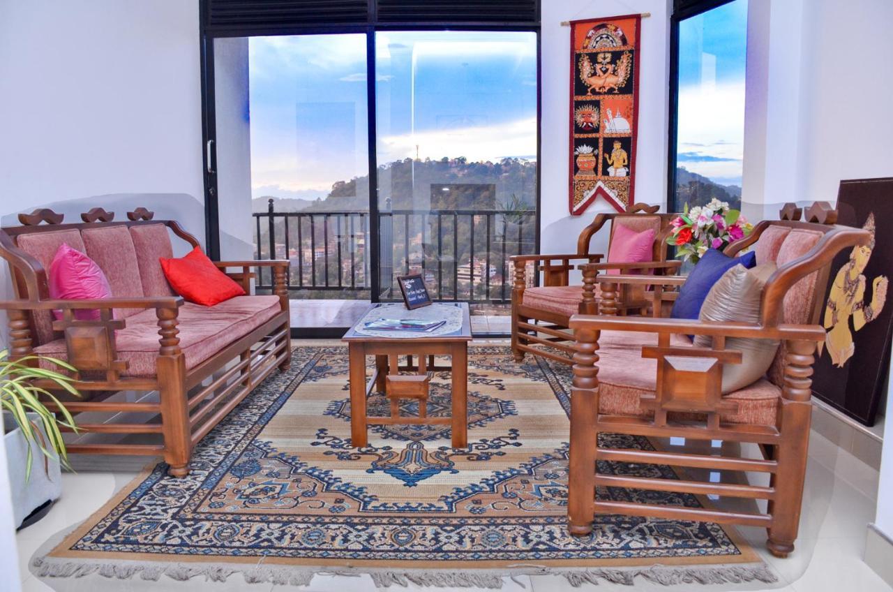 캔디 Angel Tower B&B 외부 사진